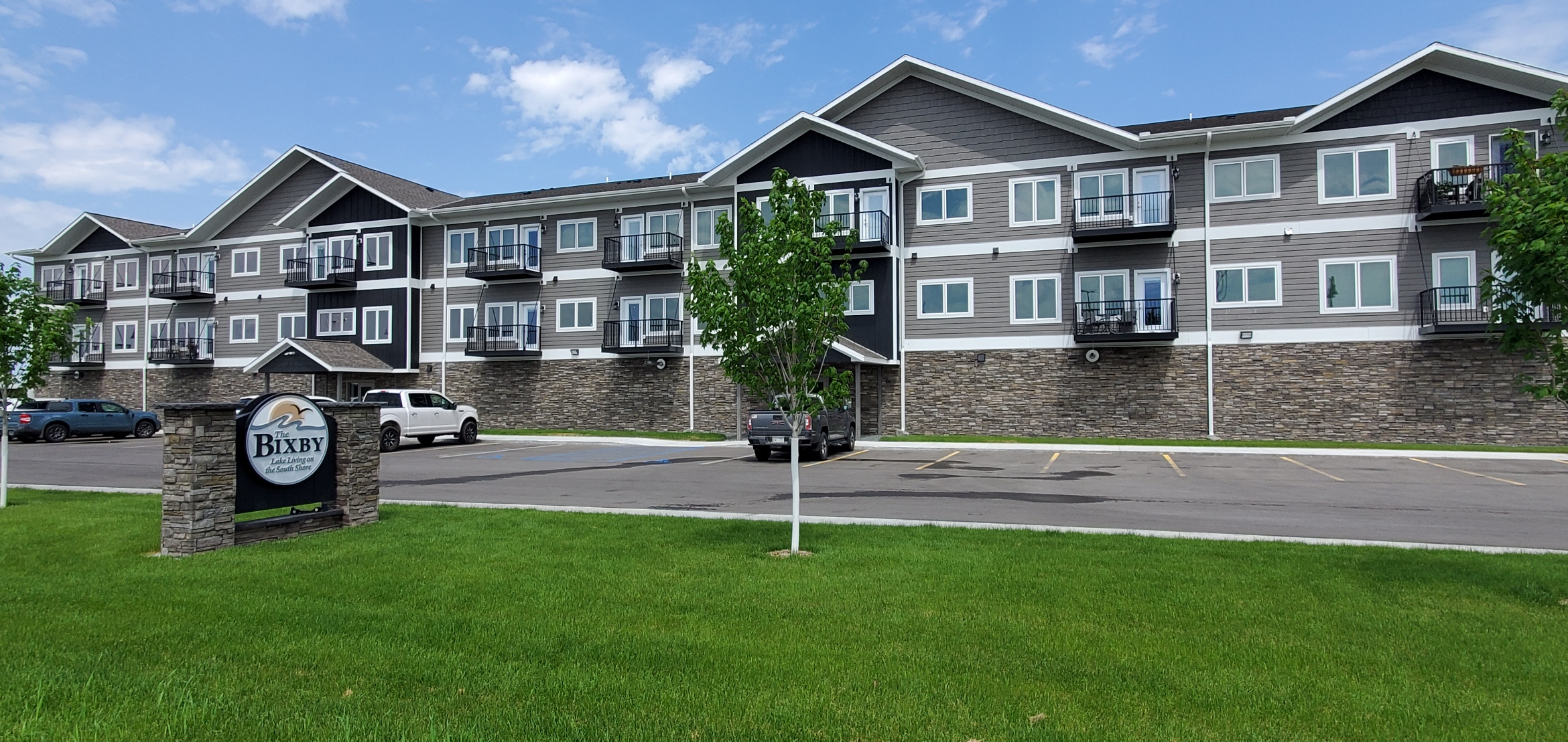 715 Lake Shore Drive Northeast - 203